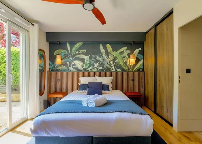 Chic Piscine, Jardin Et Parking, 3 Λυών