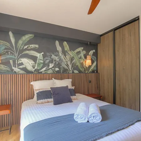 Chic Piscine, Jardin Et Parking, 3