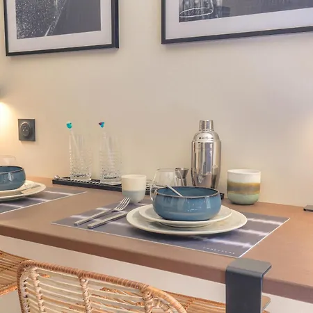 Apartment Chic Piscine, Jardin Et Parking, 3 *