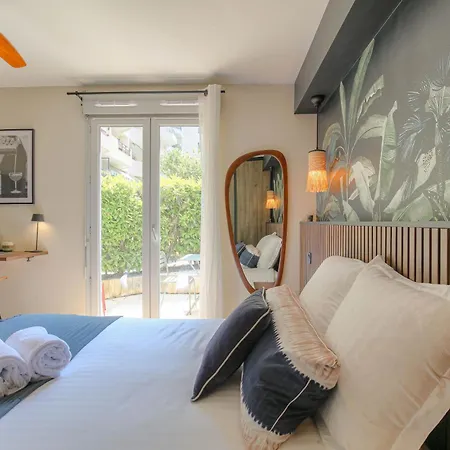 Chic Piscine, Jardin Et Parking, 3 *