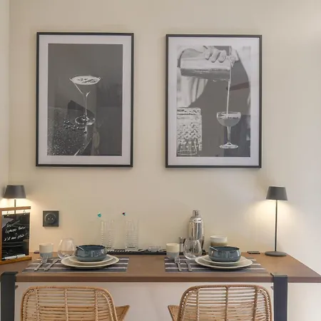 Chic Piscine, Jardin Et Parking, 3 Apartment