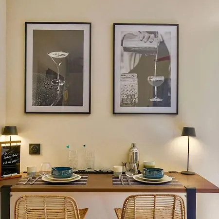 Chic Piscine, Jardin Et Parking, 3 Apartment